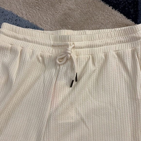 Cream joggers high waist - Picture 2 of 11